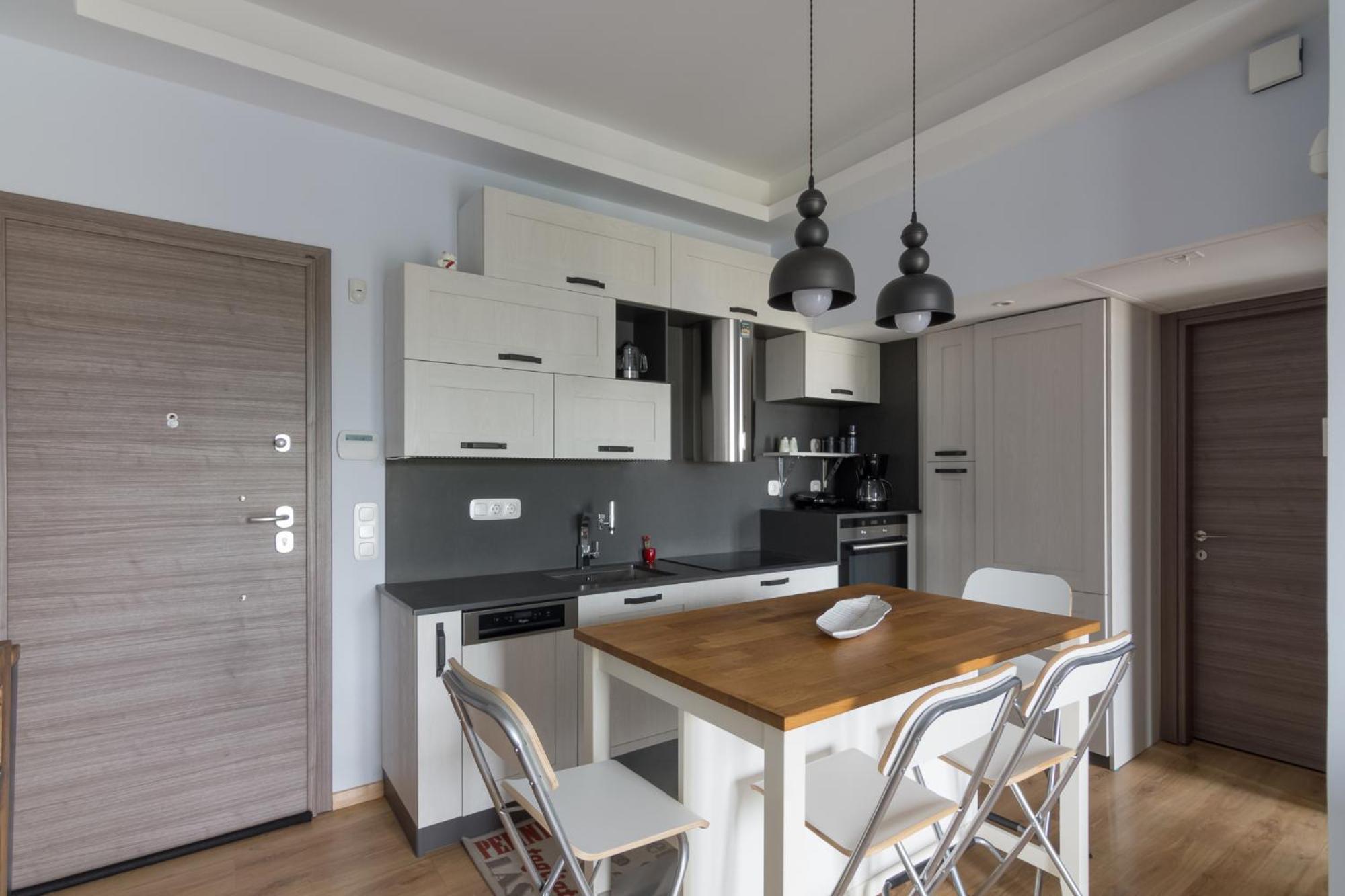 Stratum Apartment By Lobbysquare เอเธนส์ ภายนอก รูปภาพ